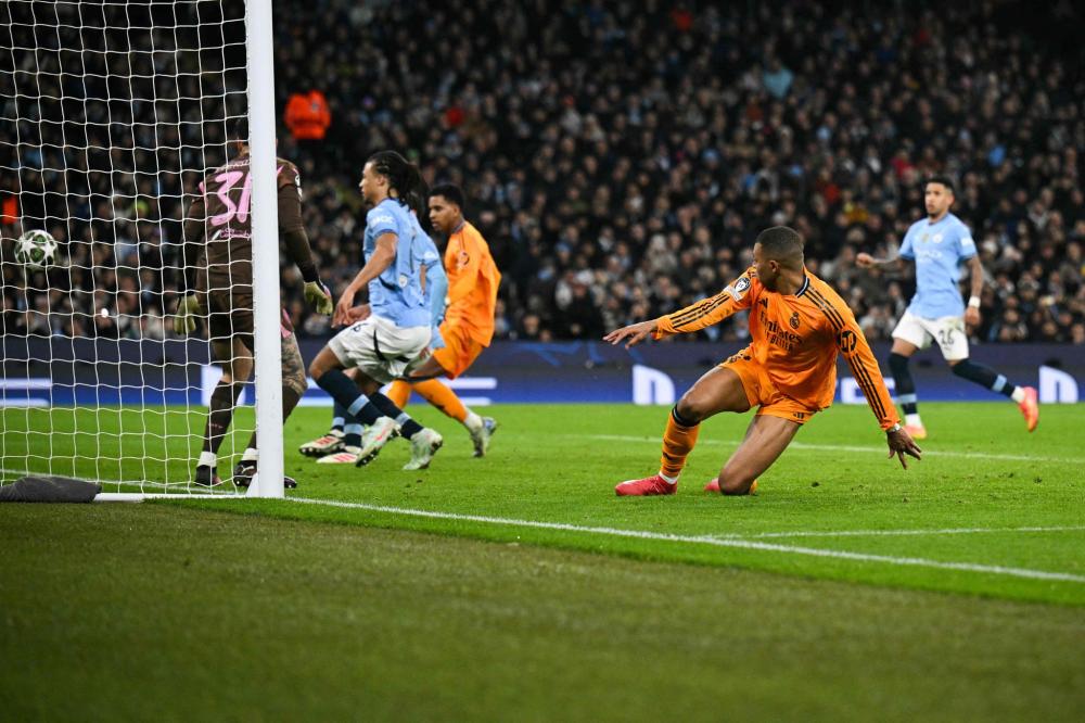 一直占据主 一直占据主